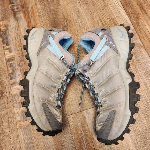 Vintage Nike Air ACG (All Conditions Gear) Sneakers - Picture 7 of 9